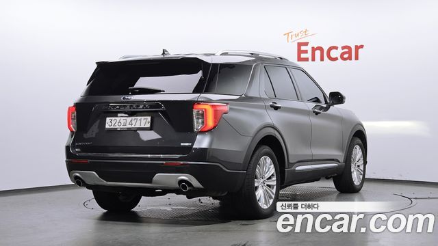 Ford Explorer 2020 — photo 2