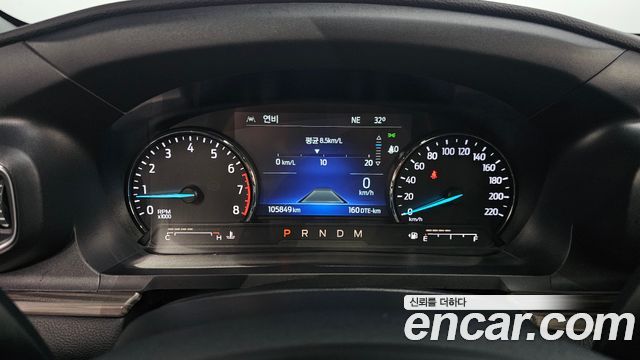 Ford Explorer 2020 — photo 11