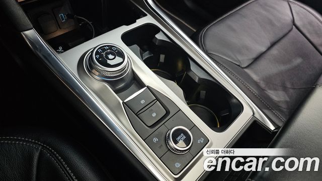 Ford Explorer 2020 — photo 12