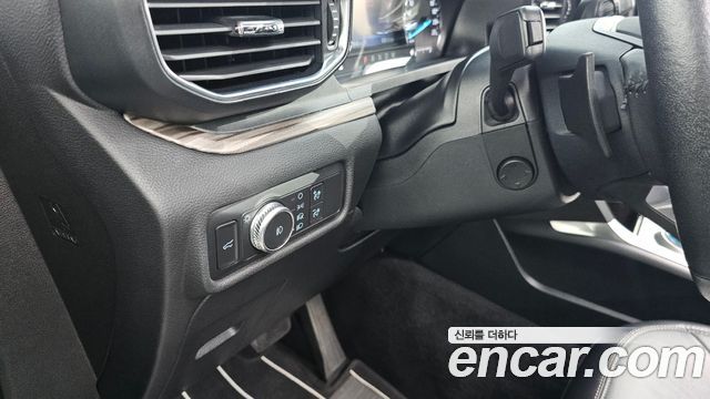 Ford Explorer 2020 — photo 22
