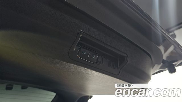 Ford Explorer 2020 — photo 33
