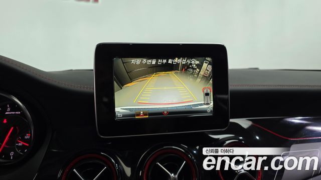 Mercedes-Benz GLA-Class 2018 — photo 20