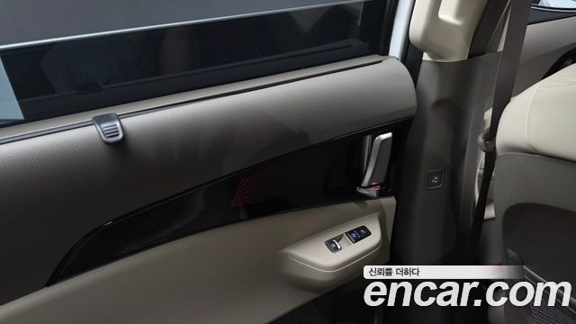 Kia Canival 2025 — photo 19