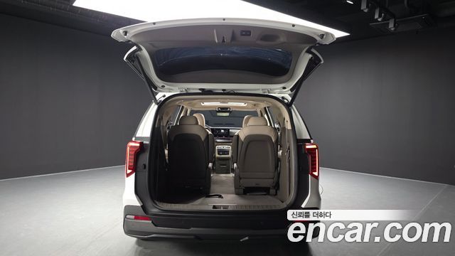 Kia Canival 2025 — photo 20