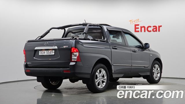 KG Mobility KORANDO 2012 — photo 2