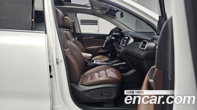 Kia Sorento 2015 — photo 16