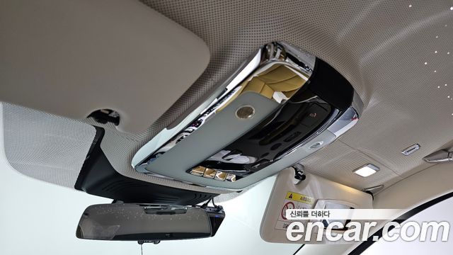Rolls-Royce Ghost 2026 — photo 24