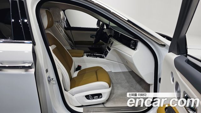 Rolls-Royce Ghost 2026 — photo 16