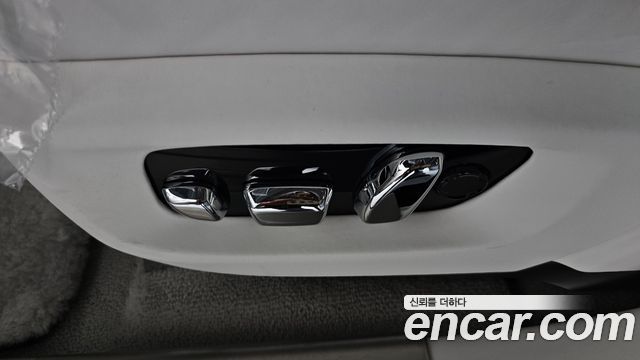 Rolls-Royce Ghost 2026 — photo 31