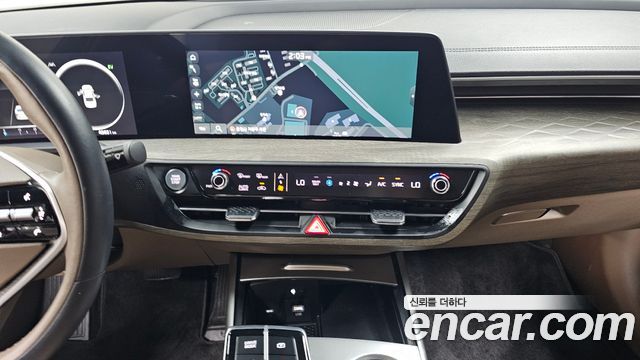 Kia K8 2023 — photo 12