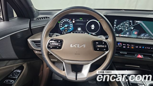 Kia K8 2023 — photo 13