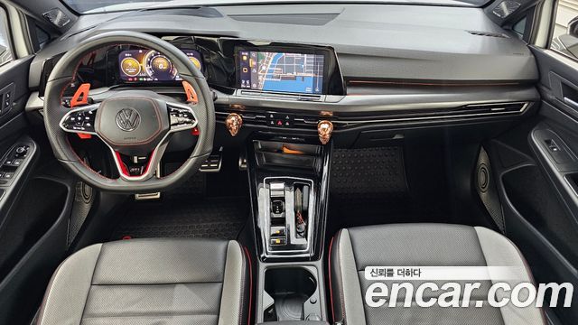 Volkswagen Golf 2023 — photo 7