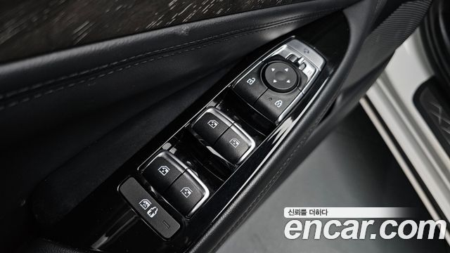 Kia K8 2022 — photo 25