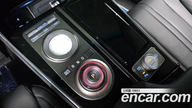 Genesis GV80 2020 — photo 9