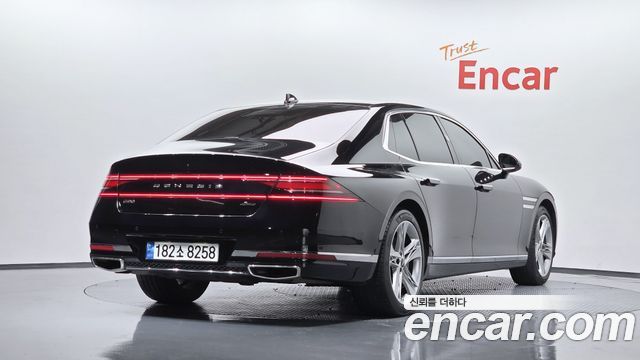 Genesis G90 2022 — photo 2
