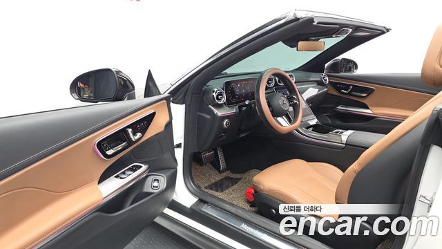Mercedes-Benz CLE-Class 2025 — photo 13