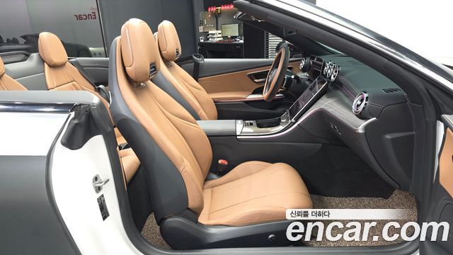 Mercedes-Benz CLE-Class 2025 — photo 17