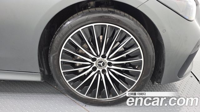 Mercedes-Benz CLE-Class 2025 — photo 7