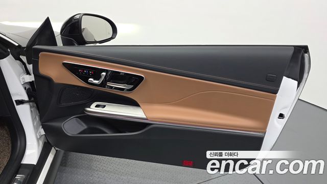 Mercedes-Benz CLE-Class 2025 — photo 14