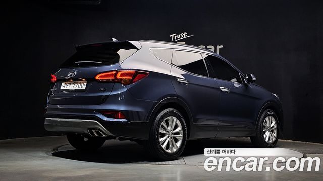 Hyundai Santafe 2018 — photo 2