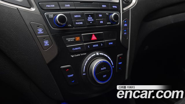 Hyundai Santafe 2018 — photo 22