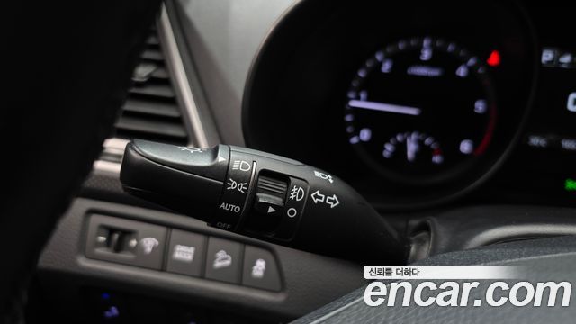 Hyundai Santafe 2018 — photo 24