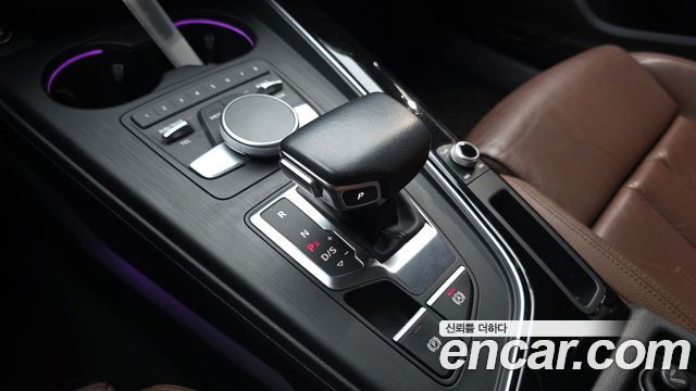 Audi A5 2019 — photo 12