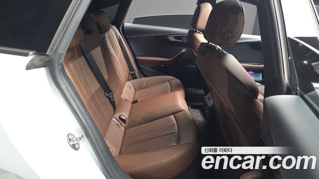 Audi A5 2019 — photo 17
