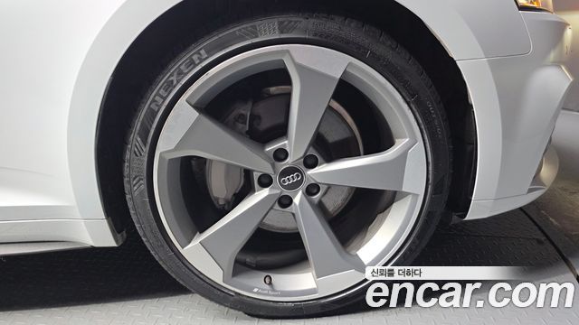 Audi A5 2019 — photo 7