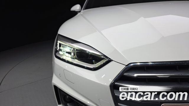 Audi A5 2019 — photo 8