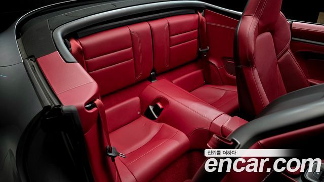 Porsche 911 2024 — photo 17