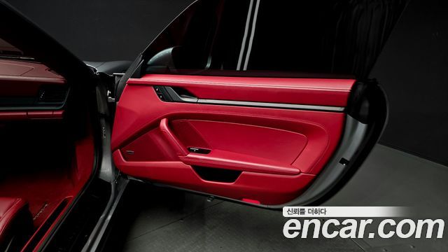 Porsche 911 2024 — photo 15