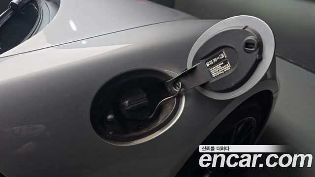 Porsche 911 2024 — photo 29