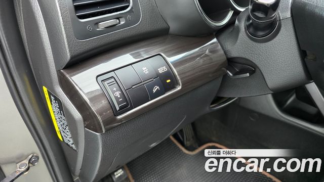 Kia Sorento 2011 — photo 17