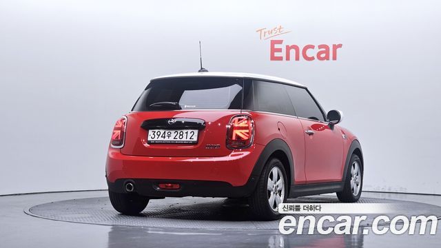 Mini Cooper 2020 — photo 2
