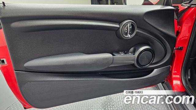 Mini Cooper 2020 — photo 14