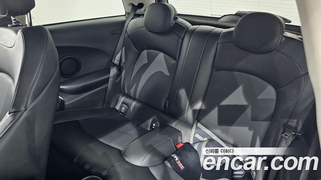 Mini Cooper 2020 — photo 16