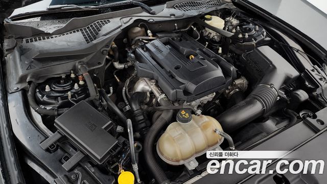 Ford Mustang 2017 — photo 6