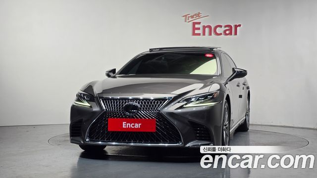 Lexus LS 2018 — photo 3