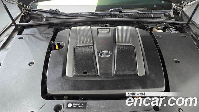Lexus LS 2018 — photo 6