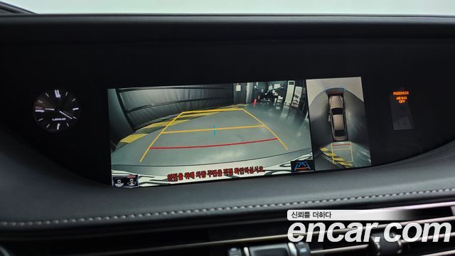 Lexus LS 2018 — photo 14