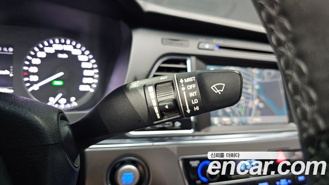Hyundai Sonata 2016 — photo 30