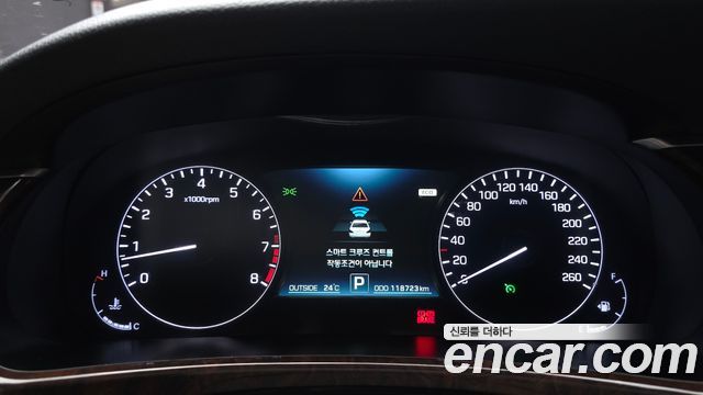 Hyundai Equus 2015 — photo 11