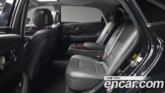 Hyundai Equus 2015 — photo 18