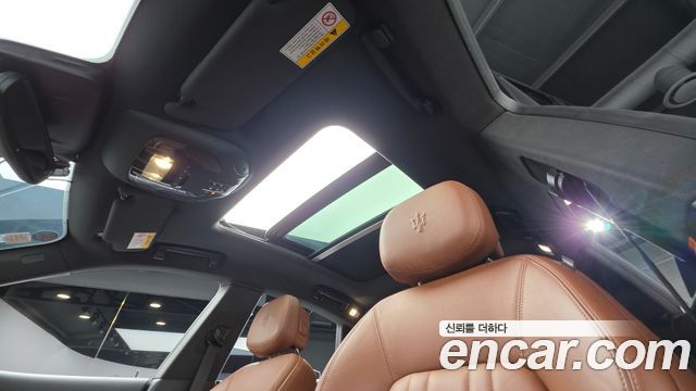 Maserati Levante 2017 — photo 11
