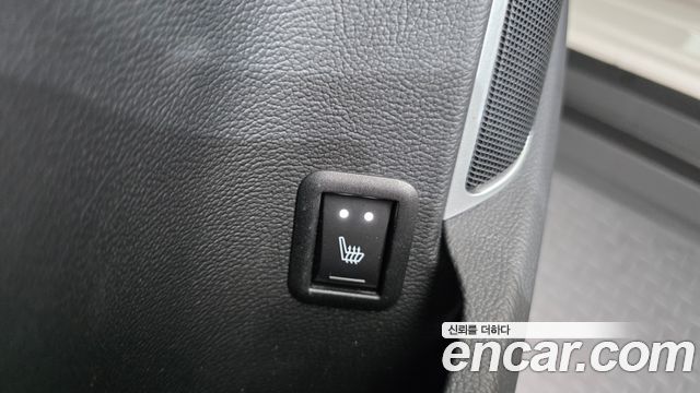 Maserati Levante 2017 — photo 19