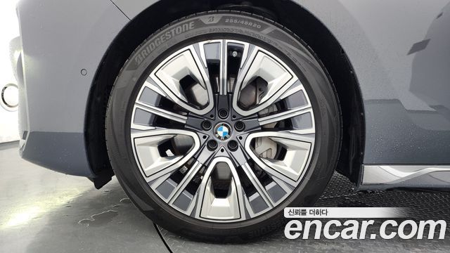 BMW 7-Series 2023 — photo 5