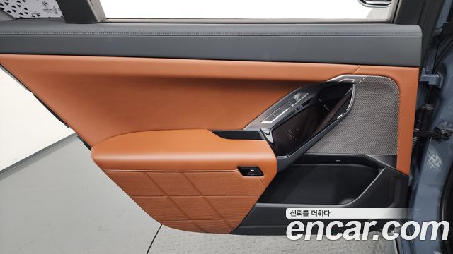 BMW 7-Series 2023 — photo 15