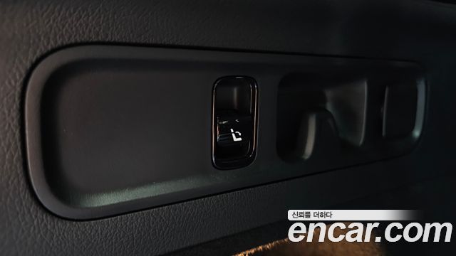 Mercedes-Benz GLC-Class 2026 — photo 35