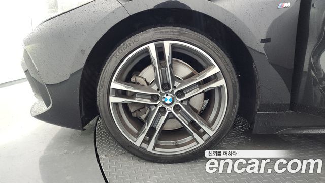 BMW 1-Series 2022 — photo 5